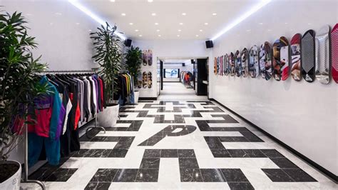 streetwear stores in london.